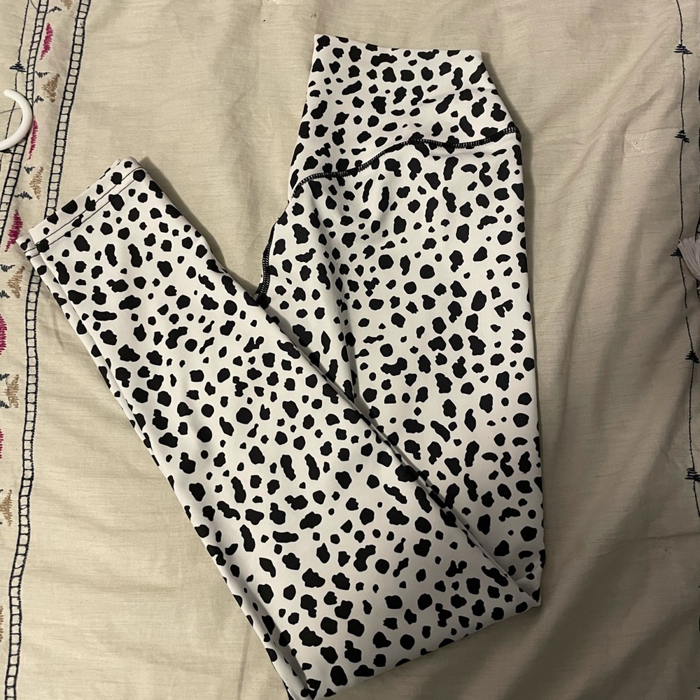 Balance Athletica Snow Leopard Ascend Leggings